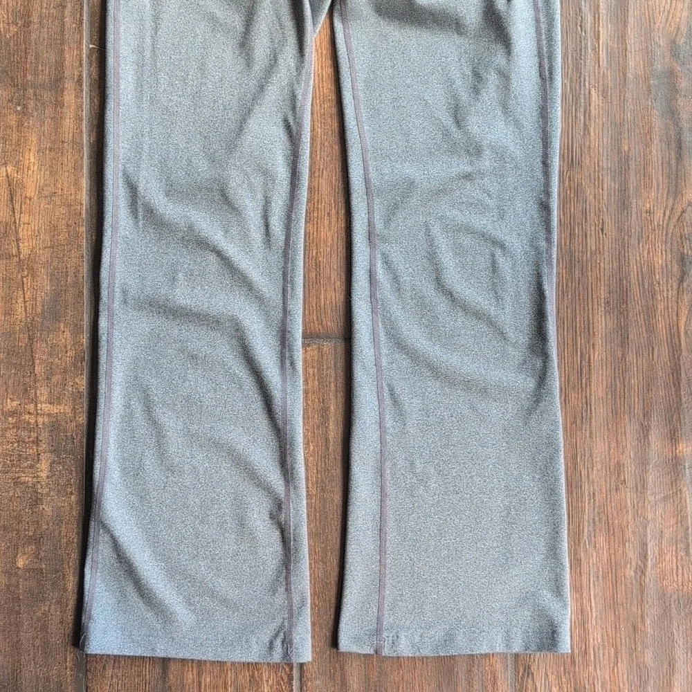 Road Runner Heather Gray Straight Leg Leggings - Women's Small